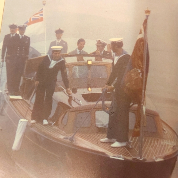 👑5 for $25- 3 Royal Books including Born to Be King, Prince William of Wales👑 - Picture 5 of 16